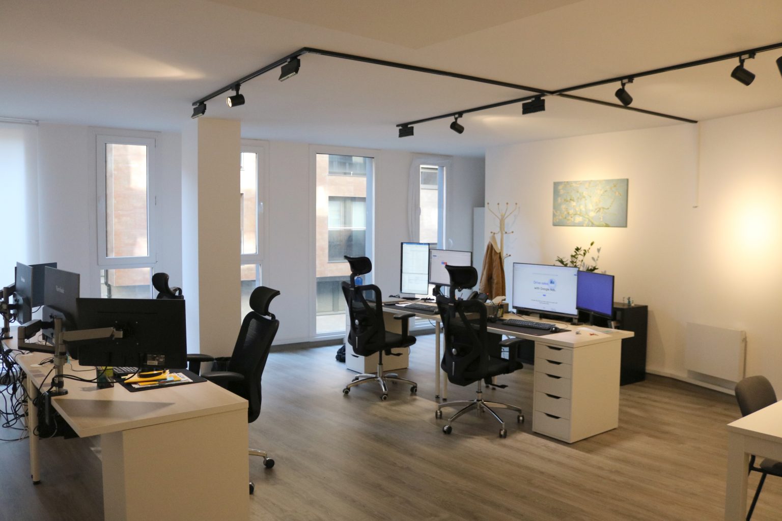 Oficina propia del equipo de TrabajosFinDeGrado.es